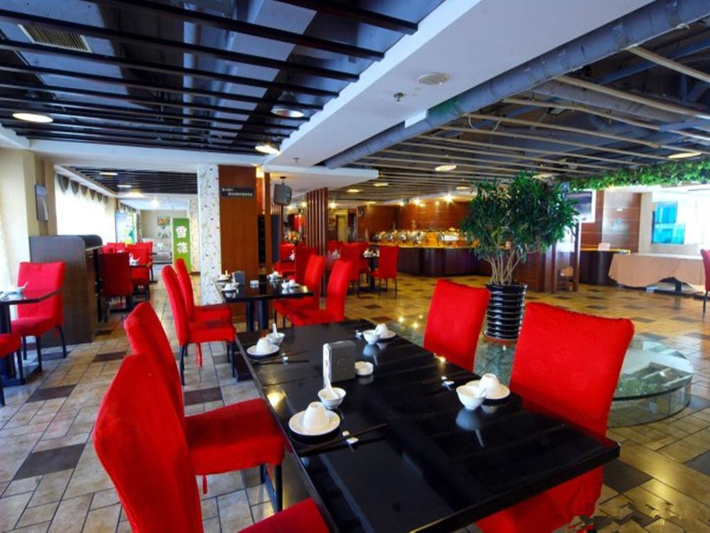 Tangyin Hotel Dalian Bagian luar foto