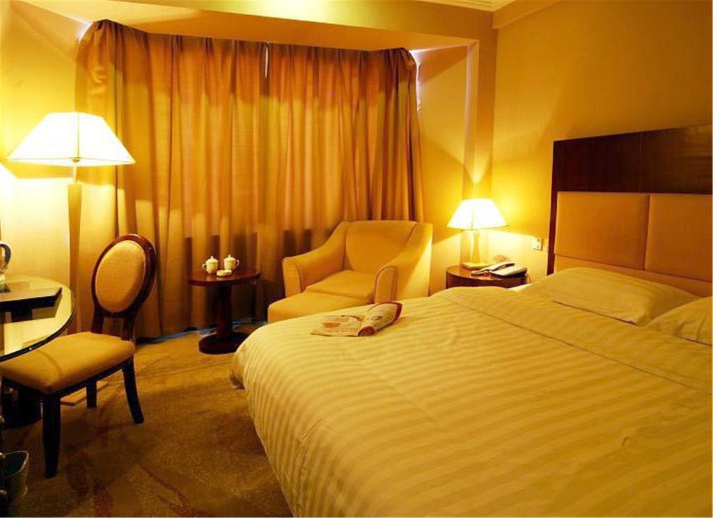 Tangyin Hotel Dalian Bagian luar foto
